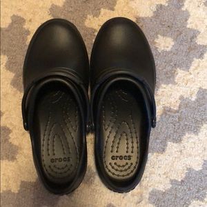 Women’s crocs size 8- Never worn!!